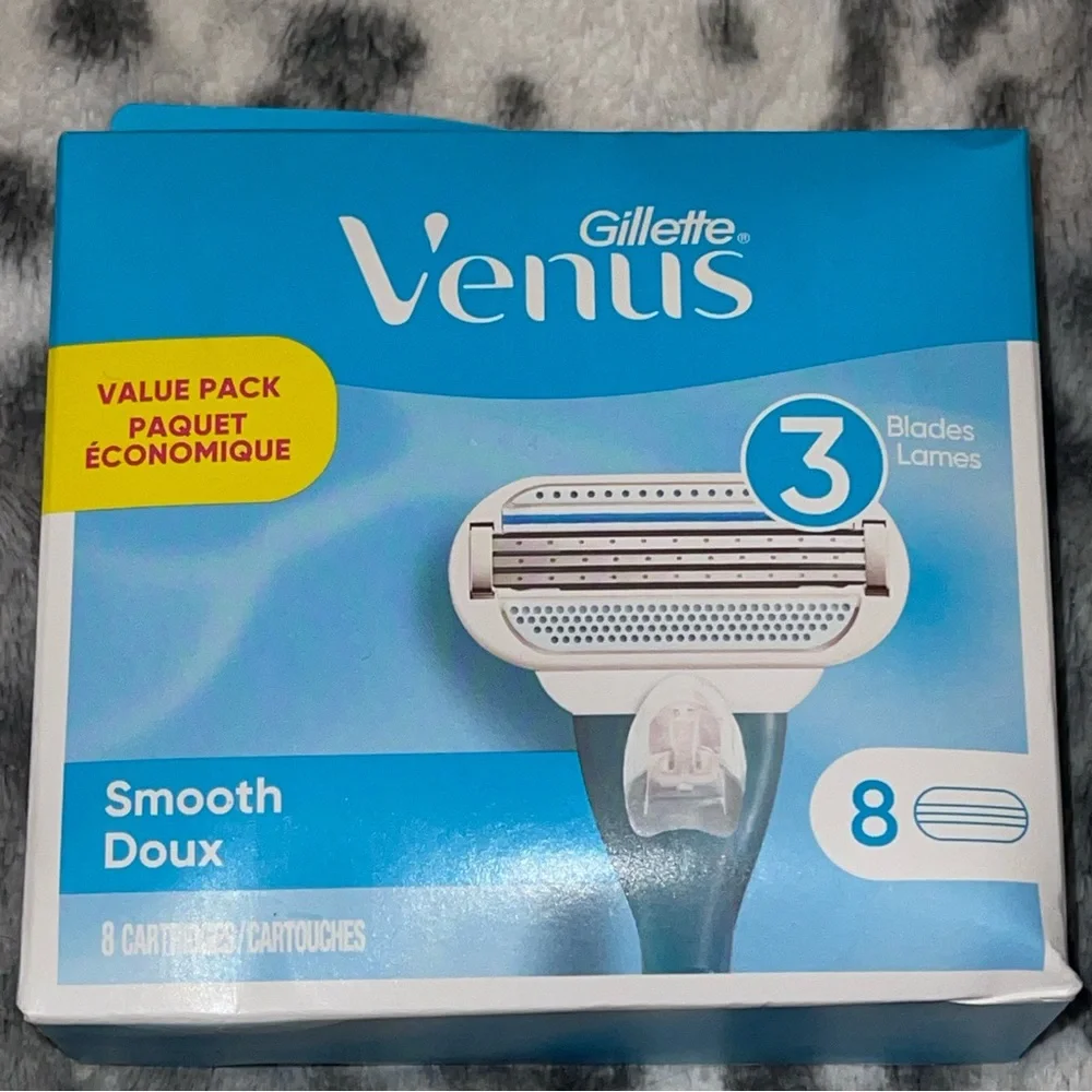 Gillette Venus Razor Refills - Picture 2 of 7